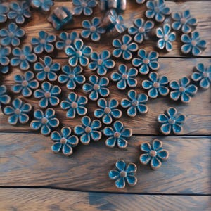 20 Copper Daisy Beads with Blue Green Patina Beautiful Patina Copper Flower Beads Bracelet Beads Jewelry Supplies 7x6.5mm