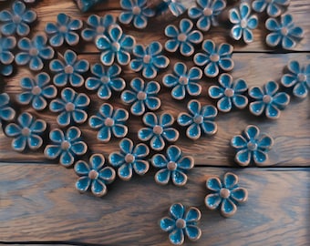 Copper Daisy Beads with Blue Green Patina Beautiful Patina Copper Flower Beads Bracelet Beads Jewelry Supplies 7x6.5mm