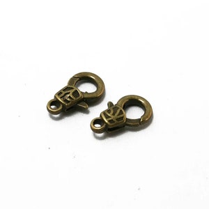 8 Lobster Clasps Bronze Fastener for Jewelry Keychain Dog Collars Nicely Detailed 17x9mm