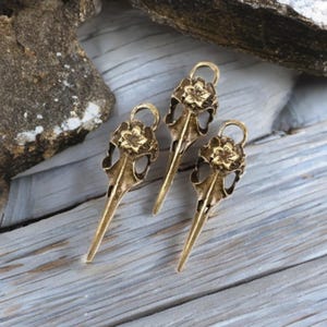 3 BIRD SKULL Pendants Rusric Bronze Tone Long Beaked Flower Skulls Gothic Charm Jewelry Supplies 41x13x11 mm image 1