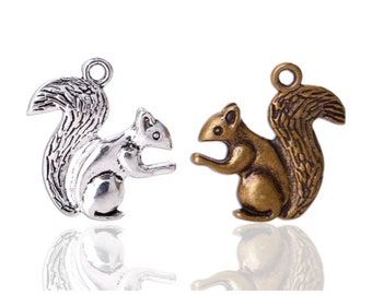 Squirrel Charms 3-D Woodland Creature Silver or Bronze Forest Animal Substantial Charms Pendants Fall Jewelry Supplies 21x21x4 mm