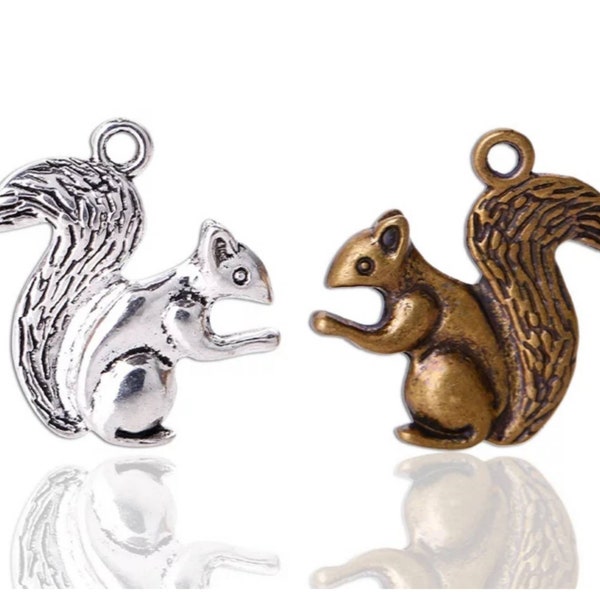 Squirrel Charms 3-D Woodland Creature Silver or Bronze Forest Animal Substantial Charms Pendants Fall Jewelry Supplies 21x21x4 mm