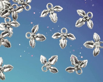 Mini Holly Charms Silver Holly Charms Winter Holiday Christmas Charms Yule Charms Jewelry Craft Supplies Findings 12mm Choose Quantity