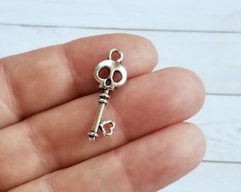 6 Skeleton Keys Well Crafted Skull Key Charms Double Sided Halloween Jewelry Supplies 21x9mm