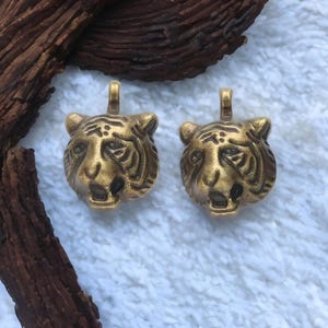 6 Bronze Tiger Charms Wild Animal Charms Jungle Cat Charms Bronze Tiger Head Charms Jewelry Supplies 19x13mm Darker than Photo Suggests