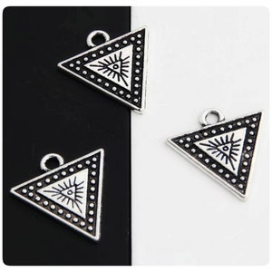 8 Boho Charms Triangle Drops Tribal Charms Small Boho Jewelry Supplies 18x19mm Contrast may be lighter