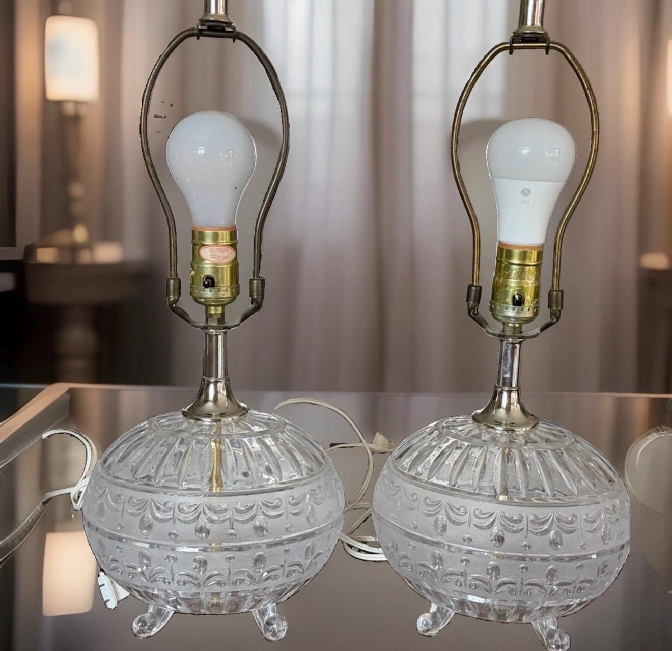 Vintage Leviton Lamp - Etsy