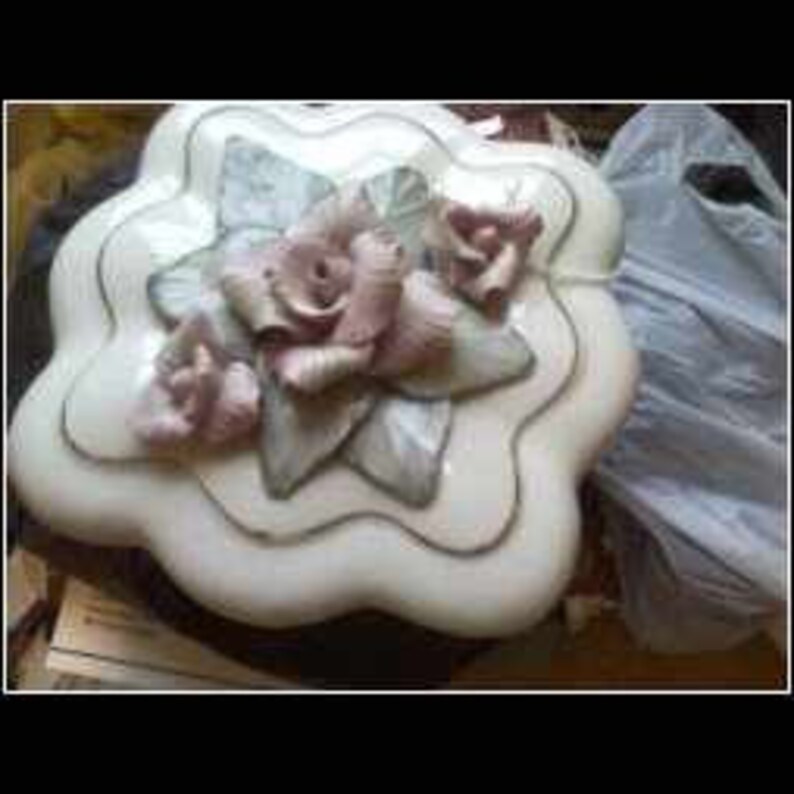 Chantilly Candy Dish. Large.Amazingly Lovely Candy Dish