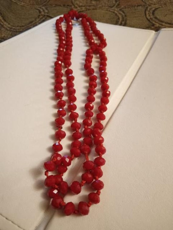 Crimson Red Vintage Shimmering Diamond Cut Knotte… - image 2