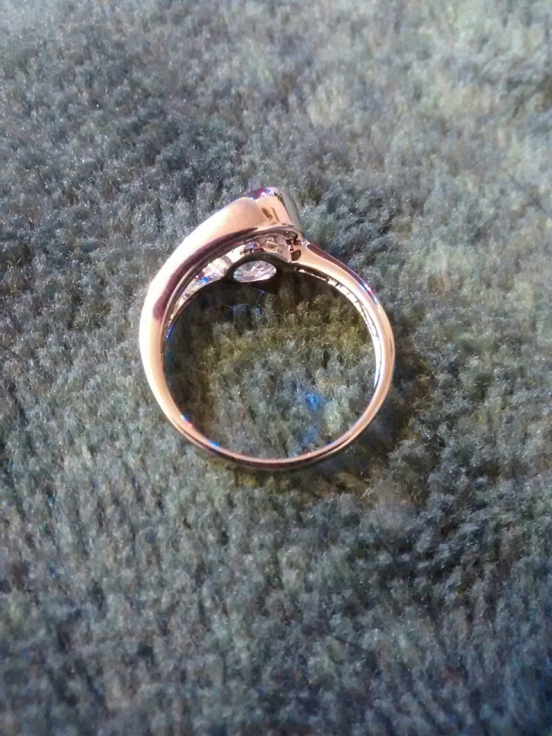 White Gold Plated CZ Swirl Solitaire Ladies Ring Size 8