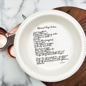 Customized baking dish with your loved ones handwritten recipe, personalized bridesmaid gift, keepsake heirloom, personalized gift dish