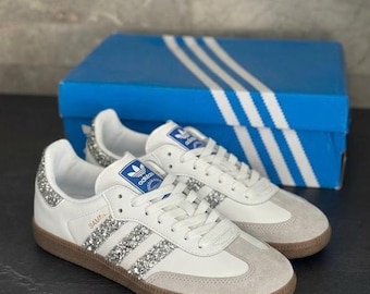 Op maat gemaakte zilveren glitter Adidas Samba sneakers - leren damesschoenen