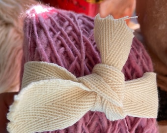 Organic natural pink color dyed handspun cotton yarn: large size yarn