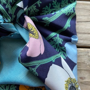 Furoshiki Cloth Wrap / Reversible Reusable Gift Cloth Wrap : Silk 01 - Etsy