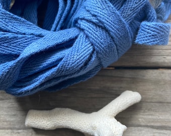 Cotton ribbon dyed in organic Indigo dye / 1 cm width by 900 cm (9 yards) / pastel blue