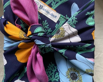 Furoshiki cloth wrap / reversible reusable gift cloth wrap : Silk 01