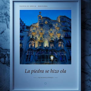 Framed Casa Batlló Photography Print | Barcelona Spain Wall Art | Gaudí Fine Art Poster | Architecture Giclée Print zdjęcie 4