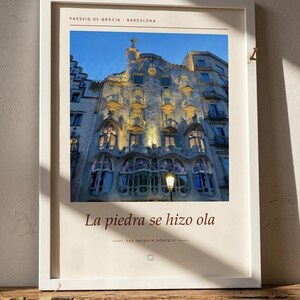 Framed Casa Batlló Photography Print | Barcelona Spain Wall Art | Gaudí Fine Art Poster | Architecture Giclée Print zdjęcie 6