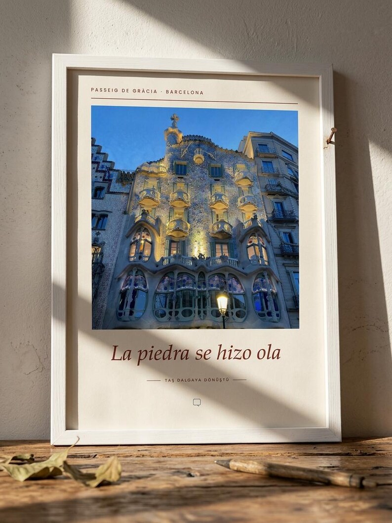 Framed Casa Batlló Photography Print | Barcelona Spain Wall Art | Gaudí Fine Art Poster | Architecture Giclée Print zdjęcie 6