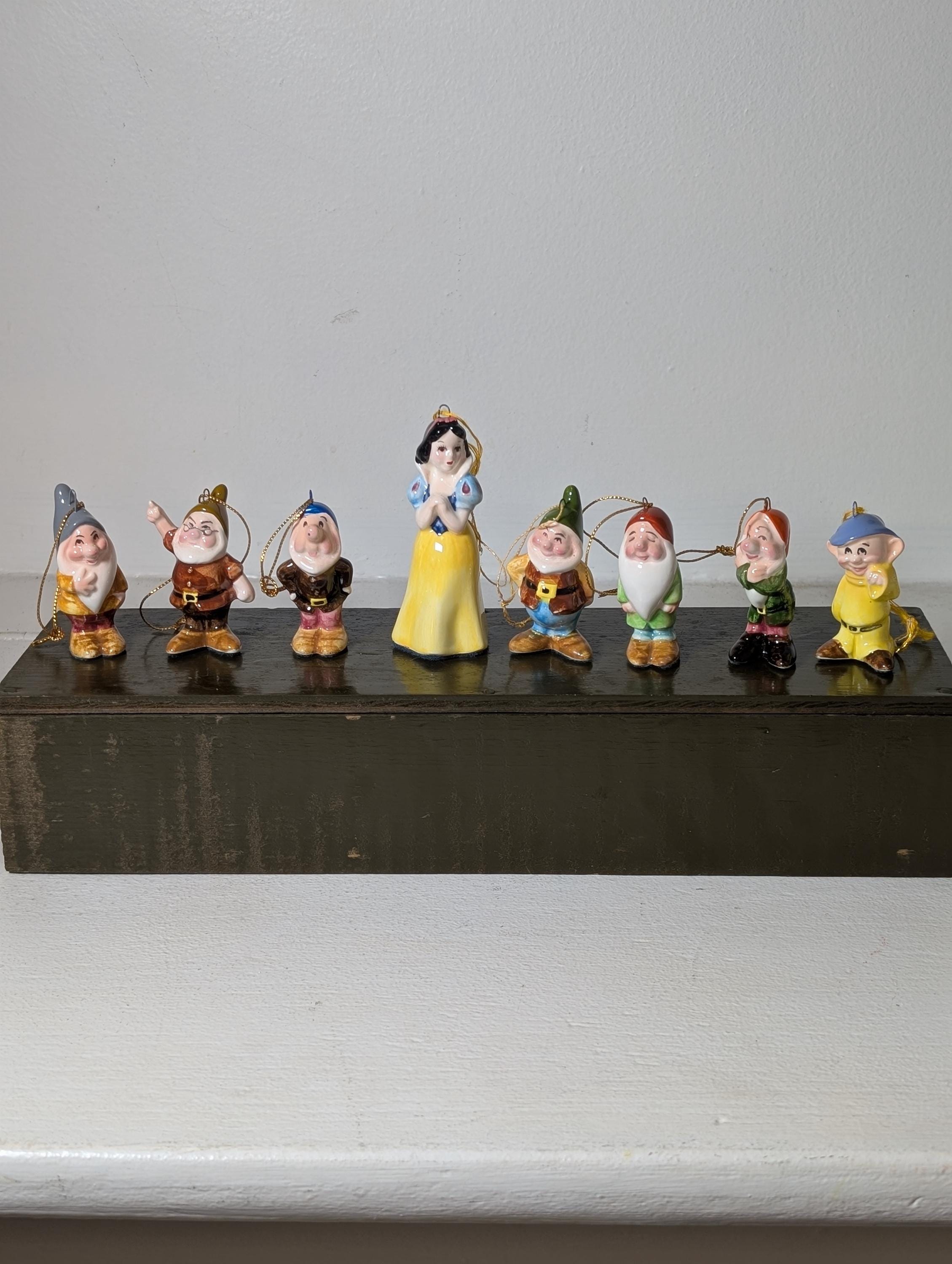Vintage Seven Dwarfs Figures - Etsy