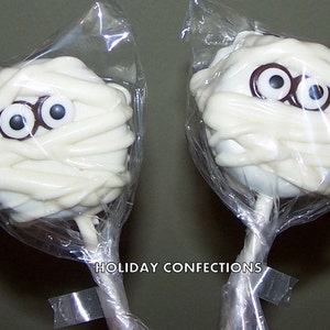 Double Stuff Sandwich Cookies On a Stick Covered in Chocolate - Mummies - Kids party favors - Halloween