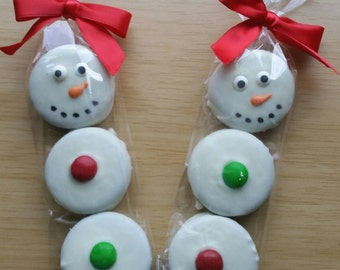Chocolate Covered Sandwich Cookie Snowman - Snowman - Christmas favors