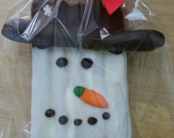 Chocolate Pretzel Rods Snowman - Chocolate Covered Pretzel Sticks -  - Chocolate Favors