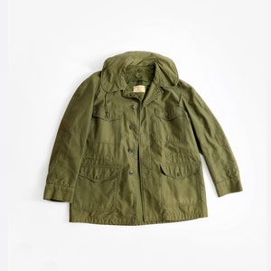 Vietnam Era M 65 Military issue US Army green hooded jacket | OG - 107 Jonny Ownbey Co 1962