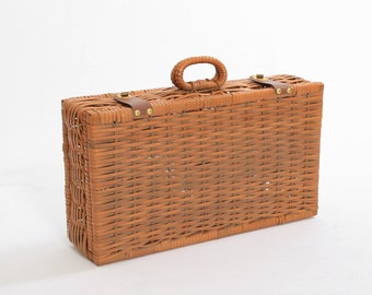 Vintage 60s woven suitcase purse