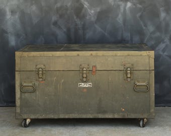 WWII Military Trunk | Vintage Large US AMRY Signal Corps Military Trunk | Coffee table storage | entry table