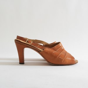 Vintage 70s does 50s brown leather heels Sz. 7 1/2