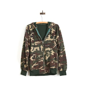 70s Camo Hoodie | Vintage 1970s green Camo thermal lined hooded sweatshirt