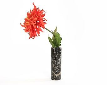 vase vintage italien en marbre de Carrare noir