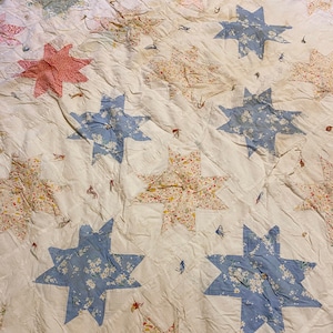 Antique vintage 1930s Handmade 8 point STAR feed sack quilt