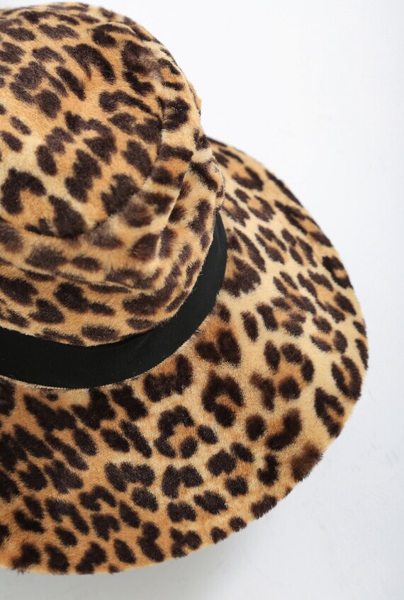 Vintage 1960s faux fur leopard print hat - image 4