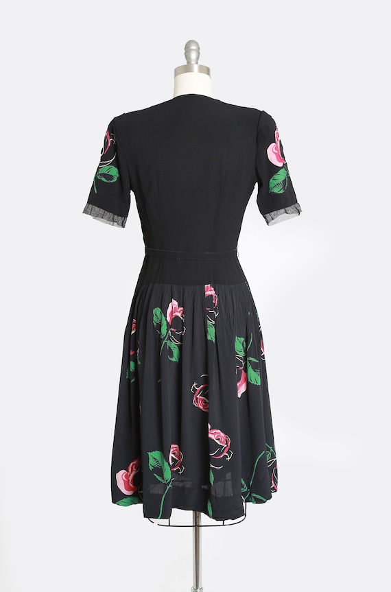 40s rose dress | Vintage 40s black floral Appliqu… - image 10