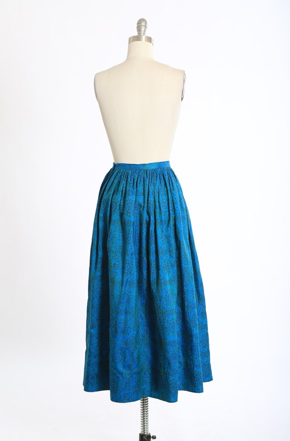 50s silk skirt | Vintage 1950s blue + green flora… - image 8