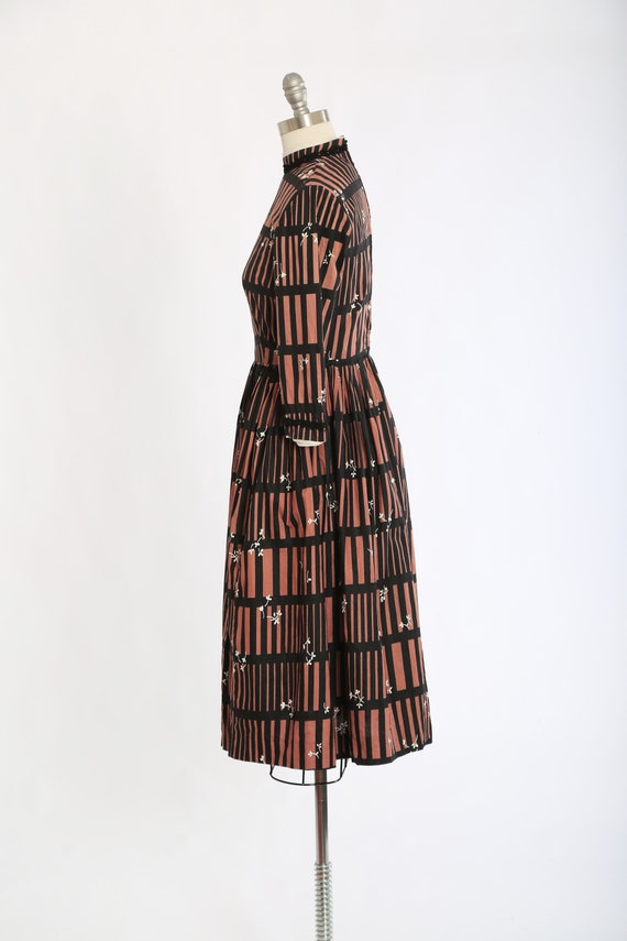 Vintage 50s Victorian striped cotton floral dress - image 7