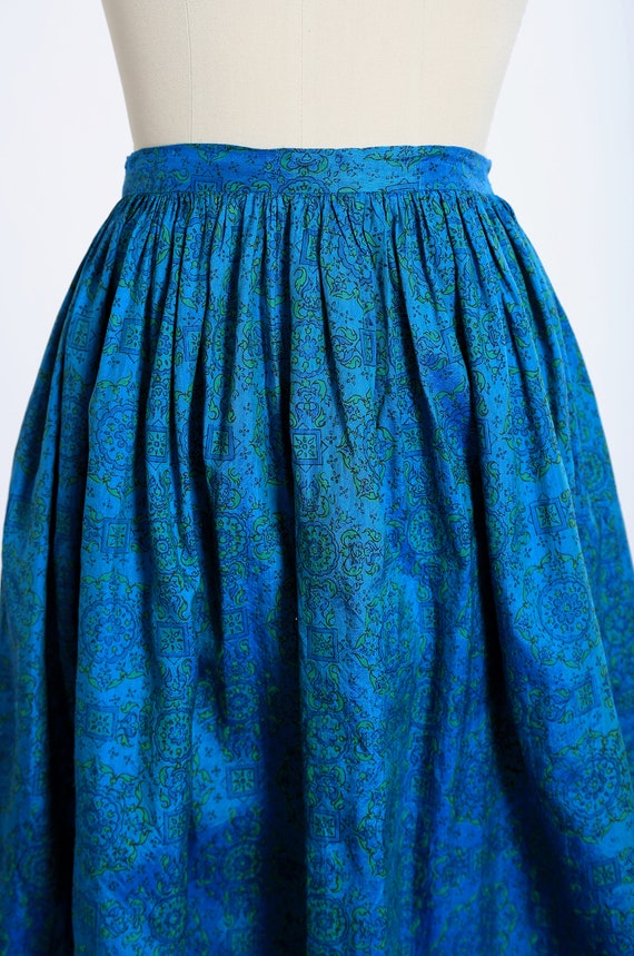 50s silk skirt | Vintage 1950s blue + green flora… - image 9