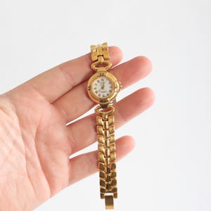 Vintage Anne Klein 753 Bezel Goldtone mother of pearl Swiss made woman&#39;s watch