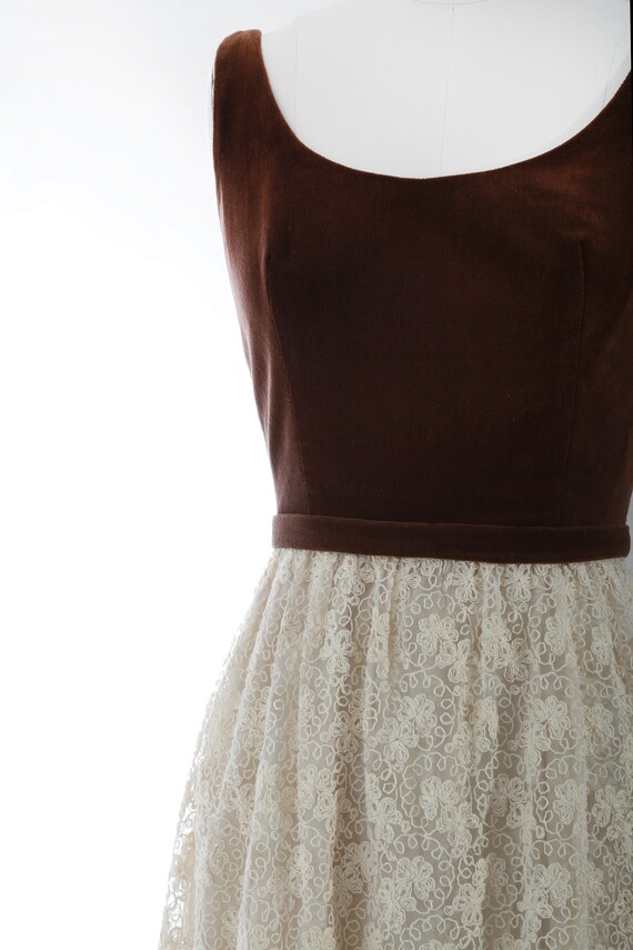Lanz floral dress | vintage 70s brown velvet embr… - image 6