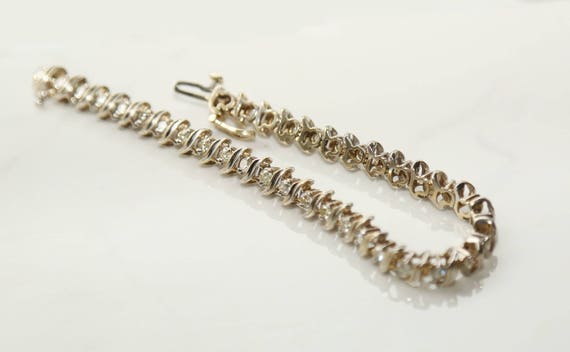 Vintage 14k gold diamond tennis bracelet - image 5