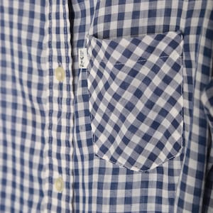 Levis Gingham shirt | Vintage 70s Levis blue + white Gingham button Shirt image 2