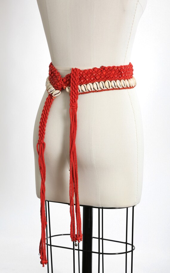 Seashell belt | Vintage red cord Cowrie Sea Shell… - image 7