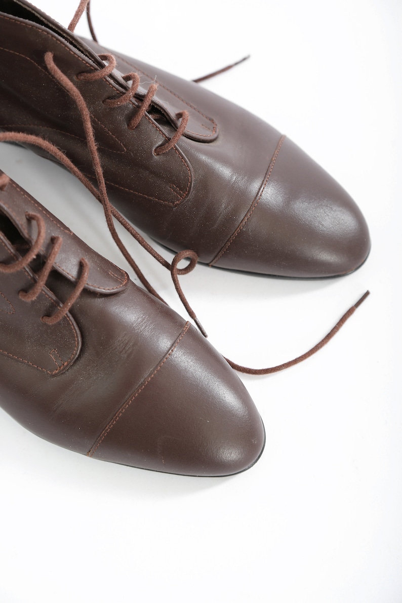 Vintage 90s brown leather buckle ankle boots sz. 10 image 3