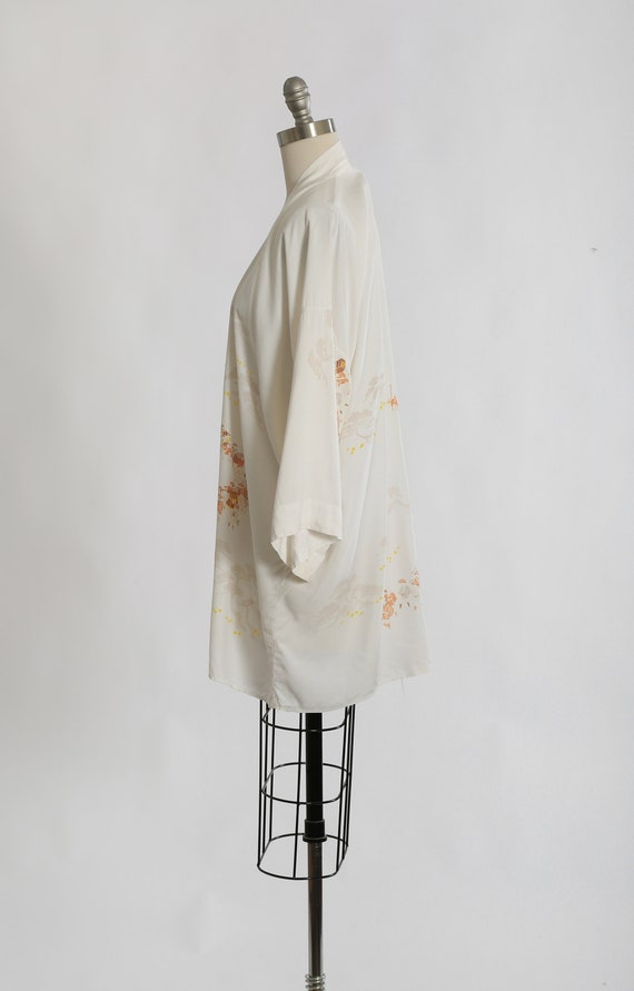 Vintage Chinese white Daimyo Ranks print rayon kimono… - Gem
