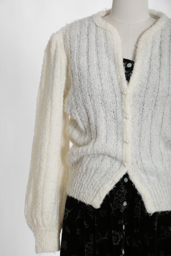 Vintage 90s white boucle knit sweater cardigan