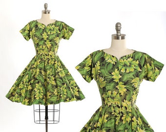 Vintage 50s floral cotton Hawaiian dress  | 1950s tropical Hawaiian dress