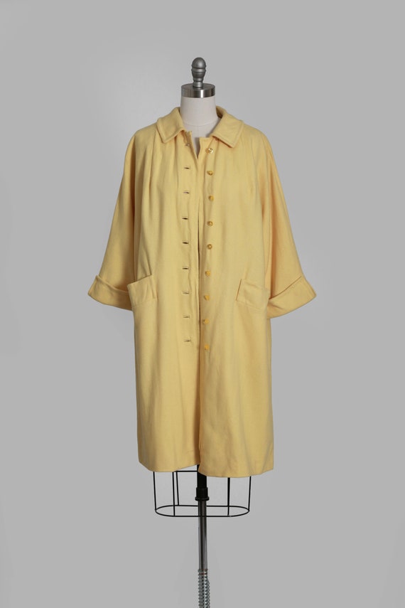 Vintage 60s yellow wool coat - image 2