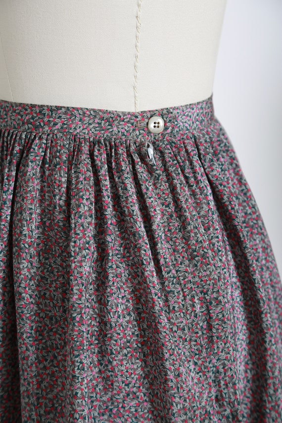 Charese Paris floral silk skirt | Vintage 70s Fre… - image 7